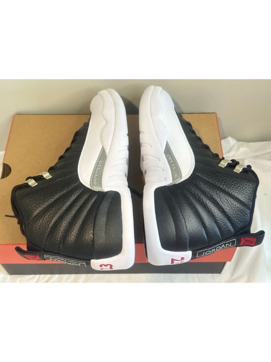 Athletic_Shoes